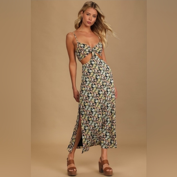 Lulu's It's a Perfect Pick Navy Blue Floral Print Cutout Maxi Dress - Picture 3 of 13